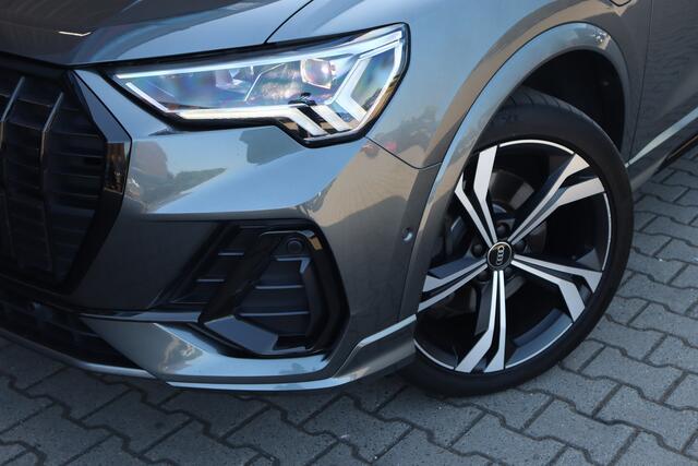 Audi Q3 45 TFSI e S-Line | Pano | Camera | 20 Inch |