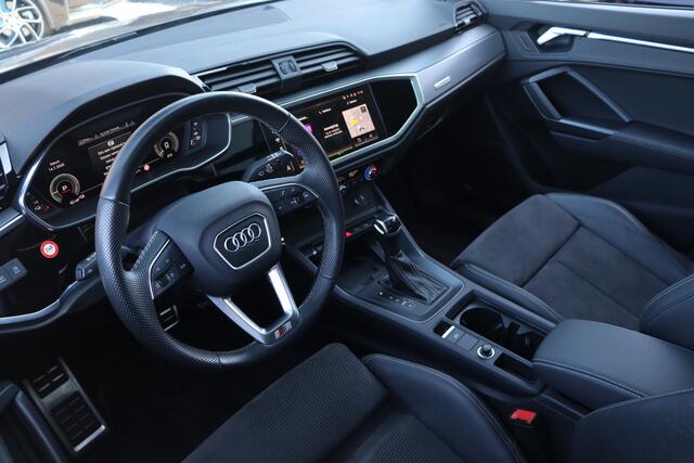 Audi Q3 45 TFSI e S-Line | Pano | Camera | 20 Inch |