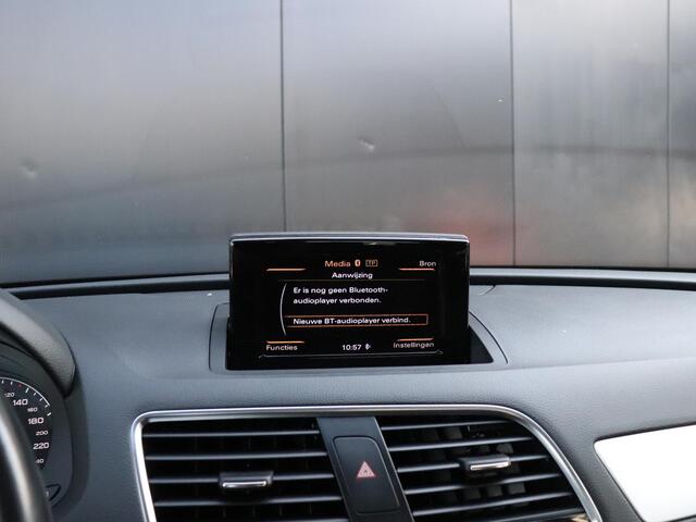 Audi Q3 1.4 TFSI CoD Adrenalin | AUT. | PDC | TREKHAAK | NAVI | CRUISE |