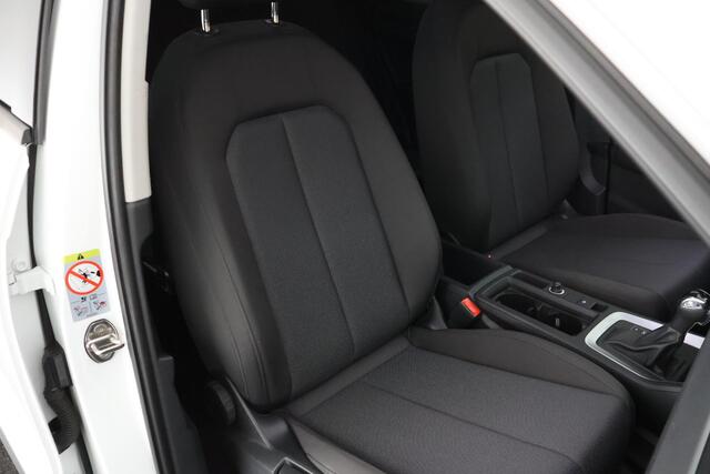 Audi Q3 35 TDI 150pk S-Tronic Advanced Pro Line Trekhaak Stoelverwarming Navigatie