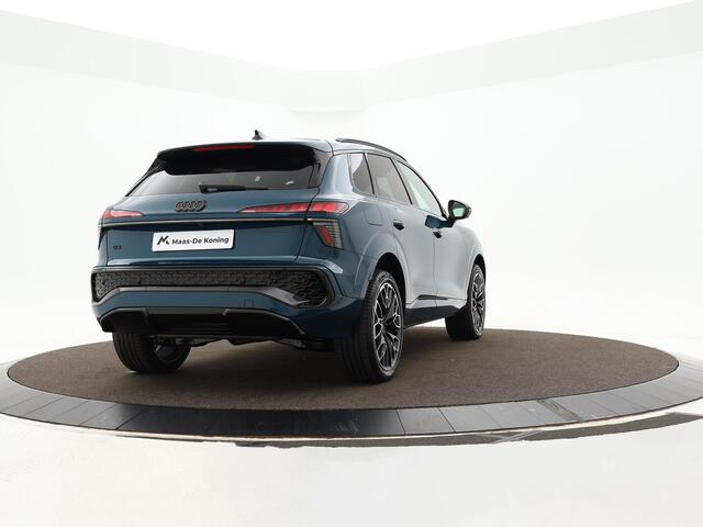 Audi Q3 1.5 200kW e-hybrid S edition 272 PK · Glazen panoramadak · Tech Pro · MMI experience pro