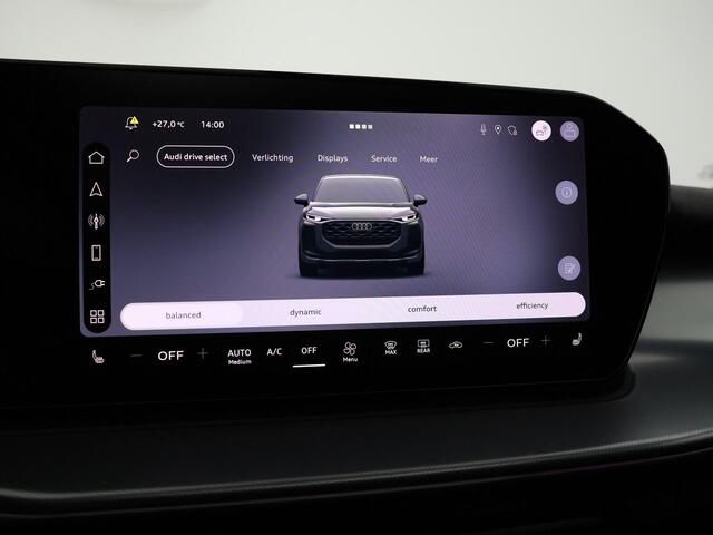 Audi Q3 1.5 200kW e-hybrid S edition 272 PK · Glazen panoramadak · Tech Pro · MMI experience pro