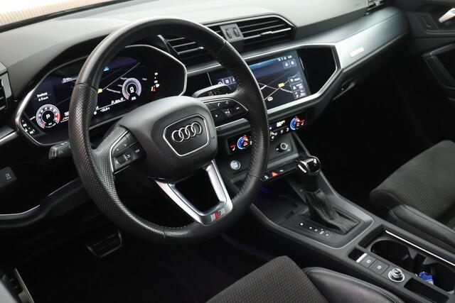 Audi Q3 40 TFSI 190pk quattro edition one Trekhaak Camera Keyless Virtual Cockpit Panoramadak Navigatie S-Line