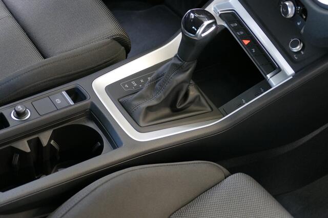 Audi Q3 35 TFSI Pro Line. Adap Cruise, Carplay/Android Navi, StoelVerw, Full Led, Haak 1800kg