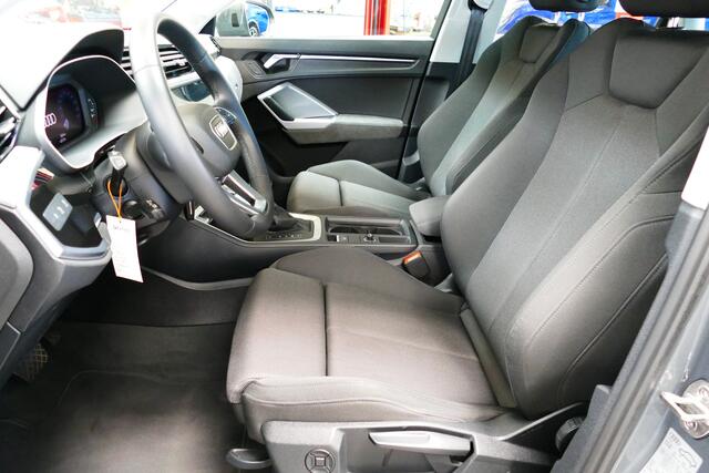 Audi Q3 35 TFSI Pro Line. Adap Cruise, Carplay/Android Navi, StoelVerw, Full Led, Haak 1800kg
