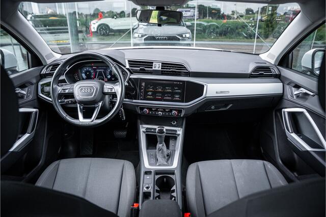 Audi Q3 35 TFSI Pro Line ** Trekhaak ** Navigatie ** Stoelverwarming