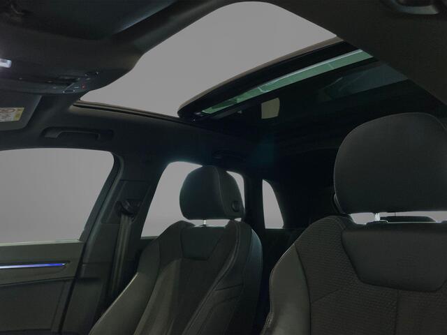 Audi Q3 45 TFSIe S edition · Panoramadak · 360°Camera + Parkeersensoren · Apple/Android Car Play · SONOS · Stoelverwarming · Drive select