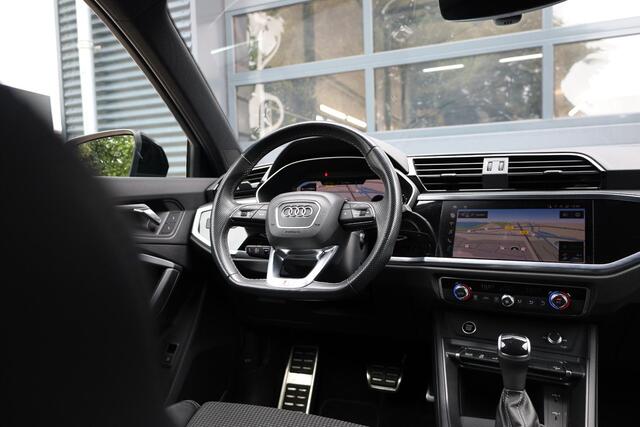 Audi Q3 45 TFSI e S edition |Gevlakt stuur |Sfeerverlichting |Camera |Keyless |ACC