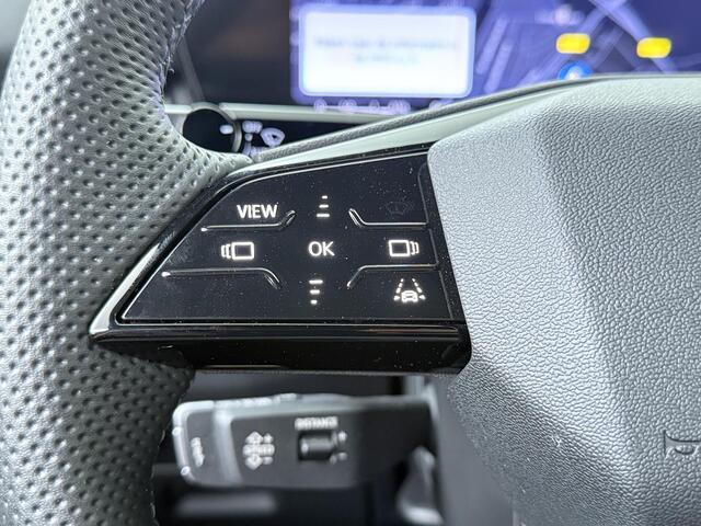 Audi Q3 S edition e-hybrid 200 kW / 272 PK | Audi Sport velgen 19" | Sportstoelen leder/kunstleder | S-line