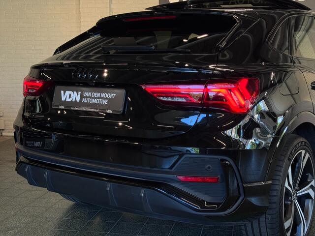 Audi Q3 35 TFSI 3x S-Line Black Edition Pano Sfeerv Matrix Keyless ACC 20''