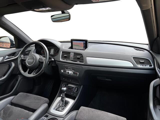 Audi Q3 1.4 TFSI 150 PK S-Line ? Pano ? Leder ? LED