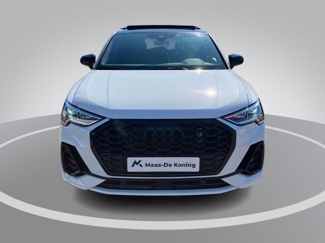 Audi Q3 Sportback 45 TFSIe 180KW/245PK S Edition Panoramadak · Camera + parkeersensoren · Apple/Android Car Play ·