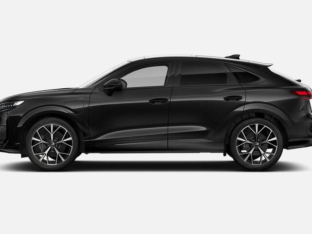 Audi Q3 Sportback 1.5 200kW e-hybrid S edition 272 PK · Glazen panoramadak · Tech plus · Trekhaak elek. wegklapbaar