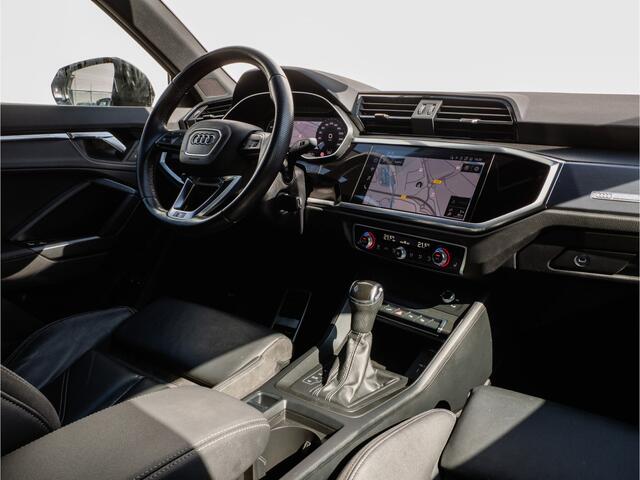 Audi Q3 Sportback 45 TFSI e 245pk S Edition Elek. panorama/ Lederen int./ Stoelverwarming/ Camera/ Blindspot/ Adapt. cruise
