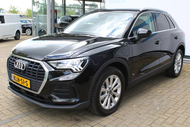 Audi Q3 45 TFSI e Advanced edition | Incl. 12 maanden Garantie | Keyless entry/start | Achteruitrijcamera | Cruise controle | Dodehoekdetectie | Schakelflippers aan stuurwiel | Apple CarPlay/Android Auto | Parkeersensoren V+A |