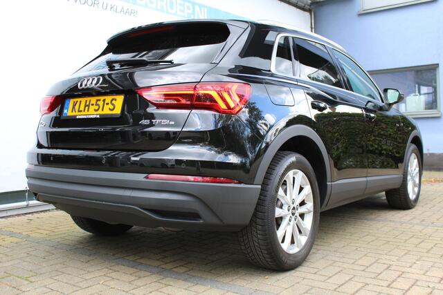 Audi Q3 45 TFSI e Advanced edition | Incl. 12 maanden Garantie | Keyless entry/start | Achteruitrijcamera | Cruise controle | Dodehoekdetectie | Schakelflippers aan stuurwiel | Apple CarPlay/Android Auto | Parkeersensoren V+A |