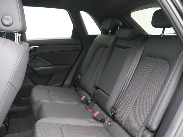 Audi Q3 45 TFSI e S edition 245PK S-Tronic SOH 90,67%, Panoramadak, Memorystoel, 19" LM Velgen, Side Assist, Achteruitrijcamera, Stoelverwarming, Adaptieve Cruise Control