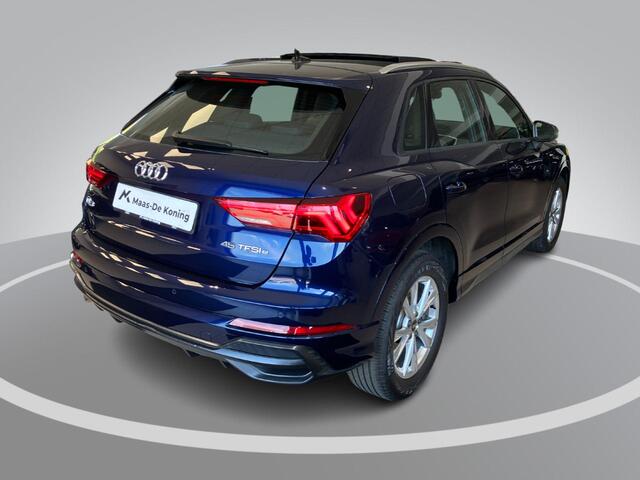 Audi Q3 45 TFSIe 180kW/245PK S Line · Panoramadak · Apple/Android Car Play · Drive select