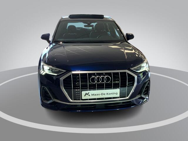 Audi Q3 45 TFSIe 180kW/245PK S Line · Panoramadak · Apple/Android Car Play · Drive select