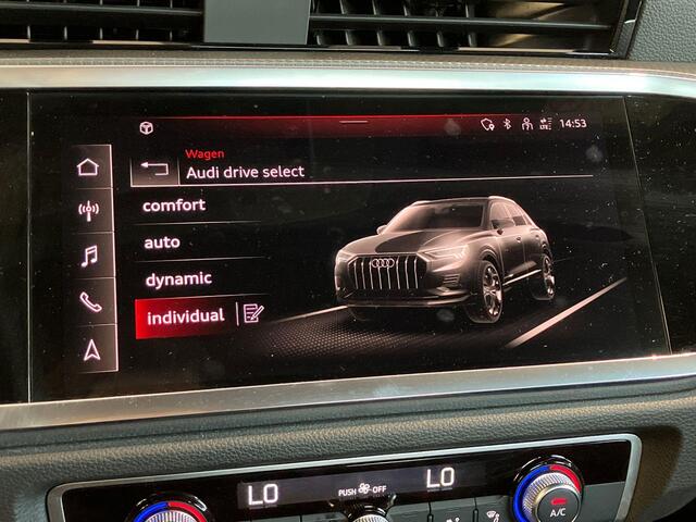 Audi Q3 45 TFSIe 180kW/245PK S Line · Panoramadak · Apple/Android Car Play · Drive select