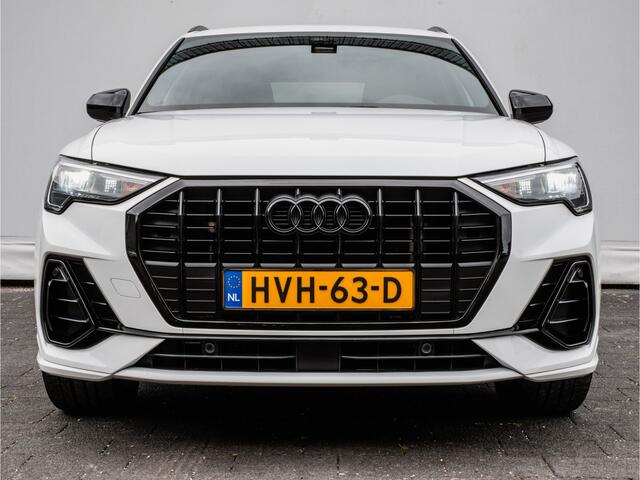 Audi Q3 45 TFSI e 245pk S edition Sportstoelen/ Virtual dash./ Camera/ Blindspot/ Adapt. cruise/ DAB