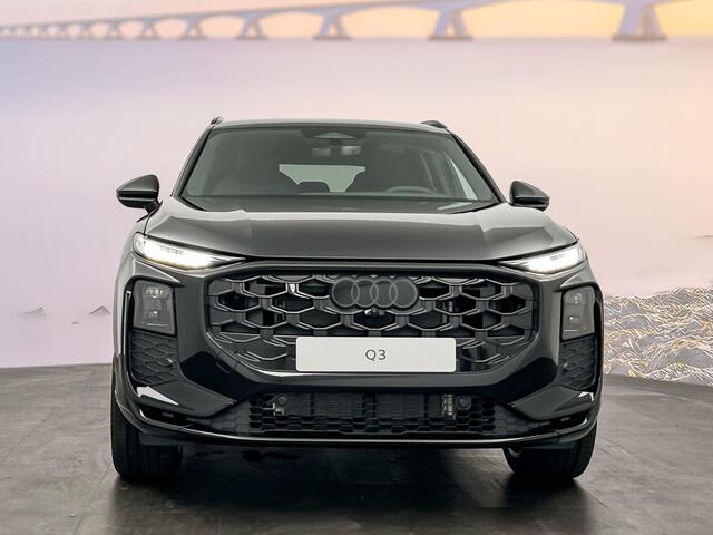 Audi Q3 S edition e-hybrid 272 PK Trekhaak l Leer l Tech+
