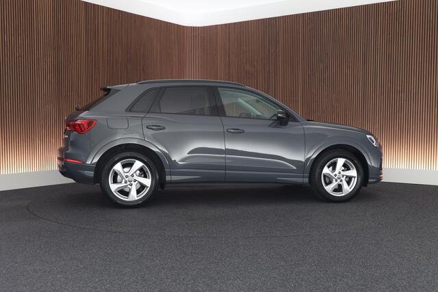 Audi Q3 35 TFSI 150pk S-Tronic Advanced LED Koplampen Stoelverwarming Trekhaak ACC Parkeersensoren