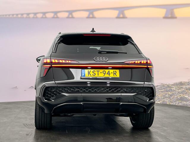 Audi Q3 S edition e-hybrid 272 PK Trekhaak l Leer l Tech+