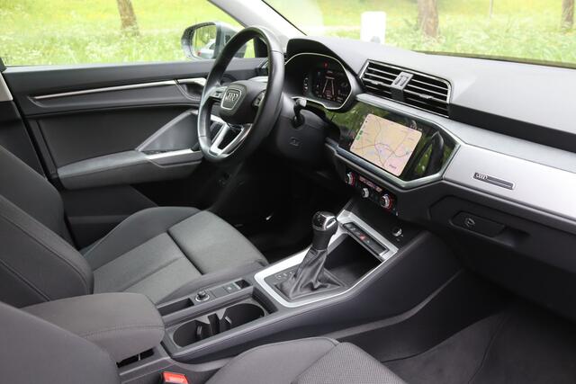 Audi Q3 Sportback 45 TFSI e S-Line LED/MMI Plus/CarPlay/Dodehoek/Elek. klep/ACC/19"