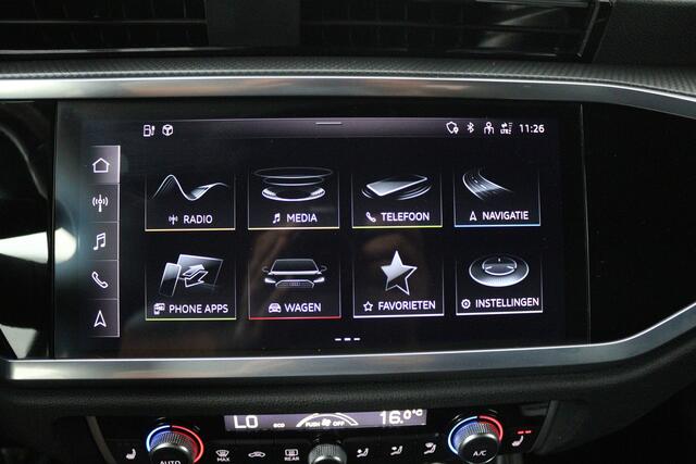 Audi Q3 Sportback 45 TFSI e S Edition (PANORAMADAK, STOELVERWARMING, SFEERVERLICHTING, CARPLAY, CAMERA, 1e EIGENAAR)