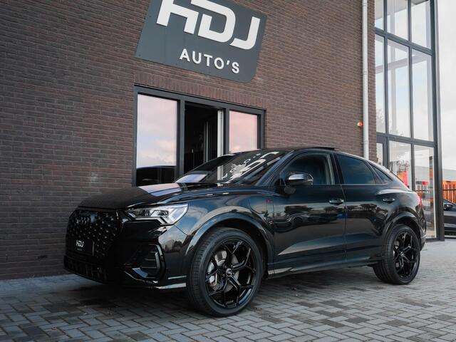 Audi Q3 Sportback 45 TFSI e S line All Black | Pano | 20" | Side | Ambiente Plus 30 klrn. | Matrix | Camera | Alcantara |