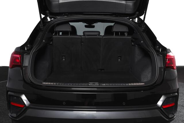 Audi Q3 Sportback 35 TFSI 150 PK S Edition 3xS-Line | S/K-Panodak | Dig. Cockpit | Adapt. Cruise | Stoelverw. | PDC | App. Connect | ECC | LM 20" |