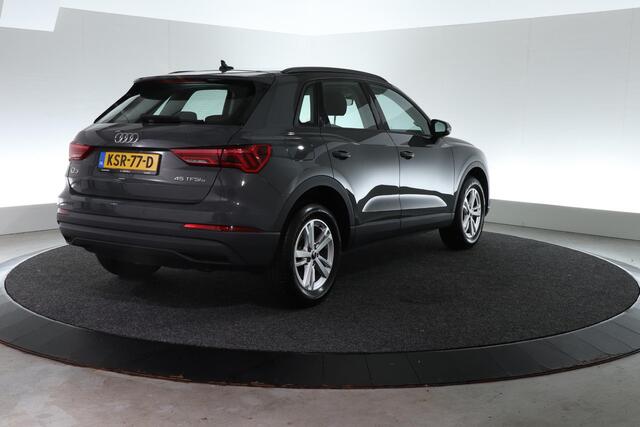 Audi Q3 45 TFSI e edition | TREKHAAK | CARPLAY | 245 PK |