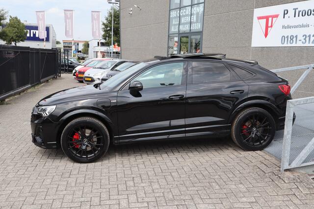Audi Q3 Sportback 45 TFSI e 3x S-Line Black pack/Panoramadak/360 graden camera/Sonos audio/Apple carplay/Stoelverwarming/Parkeersensoren/Navigatie/20 inch LM velgen