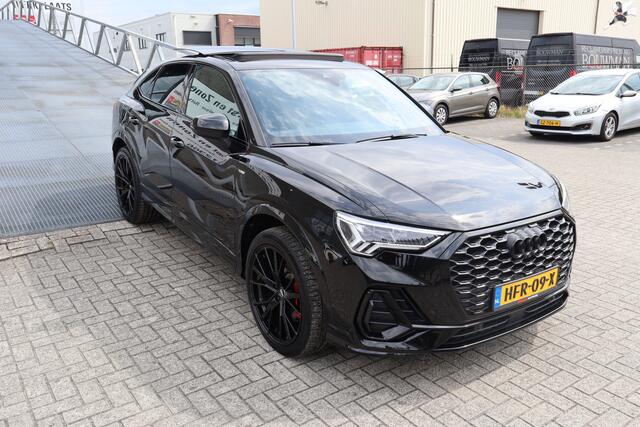 Audi Q3 Sportback 45 TFSI e 3x S-Line Black pack/Panoramadak/360 graden camera/Sonos audio/Apple carplay/Stoelverwarming/Parkeersensoren/Navigatie/20 inch LM velgen