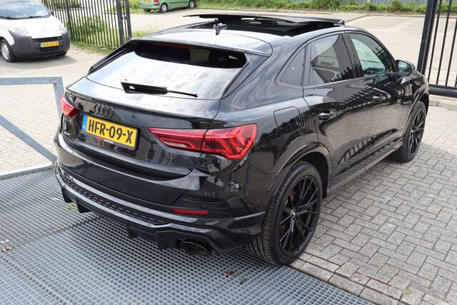 Audi Q3 Sportback 45 TFSI e 3x S-Line Black pack/Panoramadak/360 graden camera/Sonos audio/Apple carplay/Stoelverwarming/Parkeersensoren/Navigatie/20 inch LM velgen