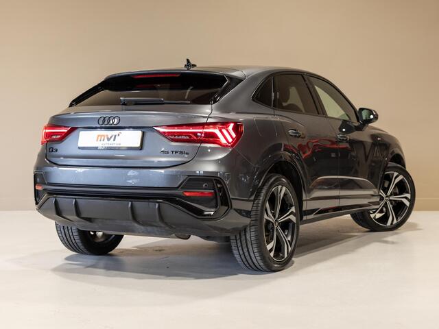 Audi Q3 Sportback 45 TFSI e 2x S-Line Edition / 245pk / Leder / Stoelverwarming /