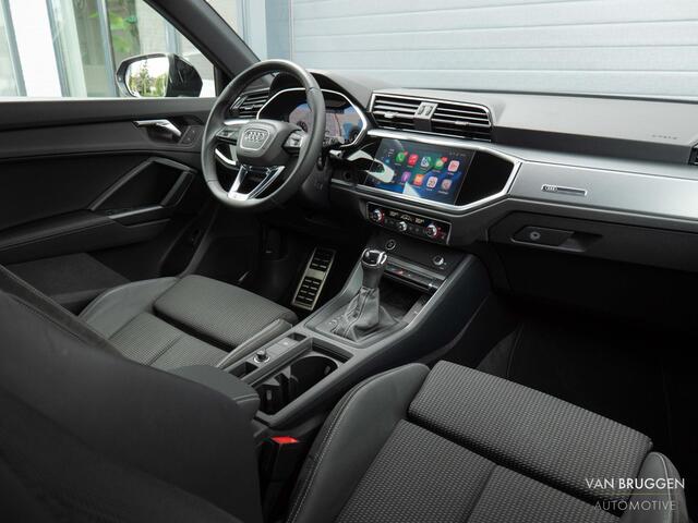 Audi Q3 45 TFSI e S-Line Pano Trekhaak BTW Keyless 20" CarPlay