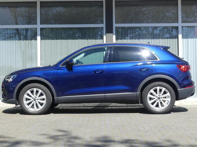 Audi Q3 45 TFSI e S-Edition Inclusief batterijcertificaat, PHEV Automaat, Digitaal Display, Keyless Entry/Start, Adaptive CruiseControl, Stoelverw., Navigatie
