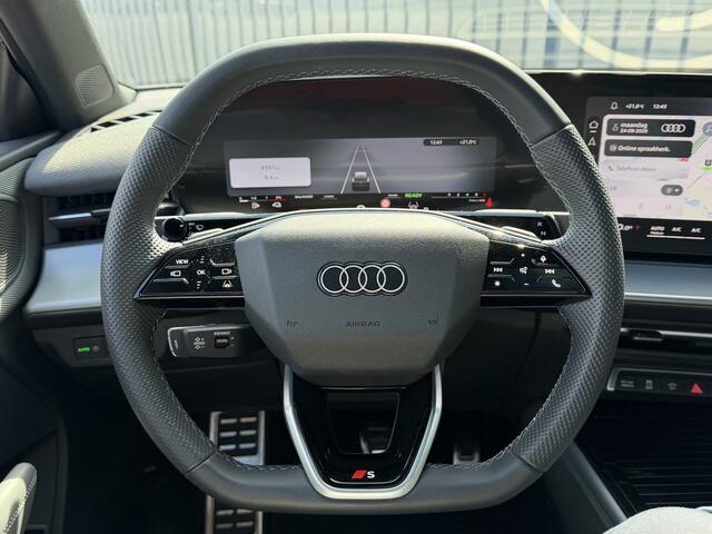 Audi Q3 1.5 TSI e-hybrid 272pk S edition / Panoramadak / Camera / Navigatie