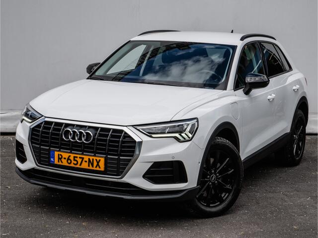 Audi Q3 45 TFSI e 245pk Advanced edition Sportstoelen/ Stoel-stuurverwarming/ Camera/ Navigatie/ Carplay/ Elektr. achterklep/ Adapt. cruise/ Virtual cockpit