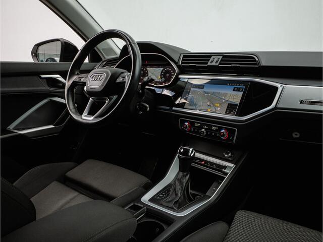 Audi Q3 45 TFSI e 245pk Advanced edition Sportstoelen/ Stoel-stuurverwarming/ Camera/ Navigatie/ Carplay/ Elektr. achterklep/ Adapt. cruise/ Virtual cockpit