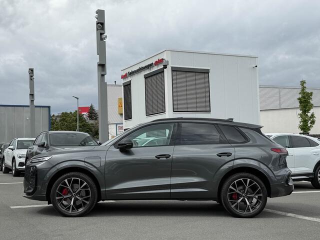 Audi Q3 1.5 e-hybrid 272pk S-Line Pano Sonos Head-Up Motor-Sound Oled Keyless M-Led 20-Inch