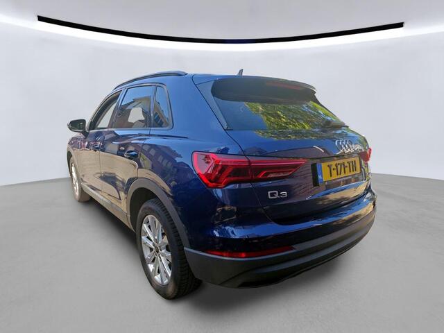 Audi Q3 45 TFSI e 245Pk Advanced Edition / Camera / PDC V+A