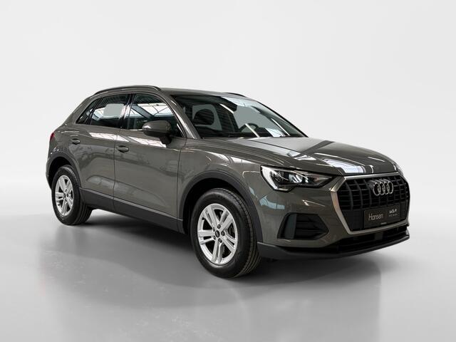Audi Q3 45 TFSI e edition I Cruise Control I CarPlay I Camera I Parkeersensoren voor & achter I LED I