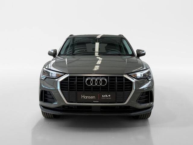Audi Q3 45 TFSI e edition I Cruise Control I CarPlay I Camera I Parkeersensoren voor & achter I LED I