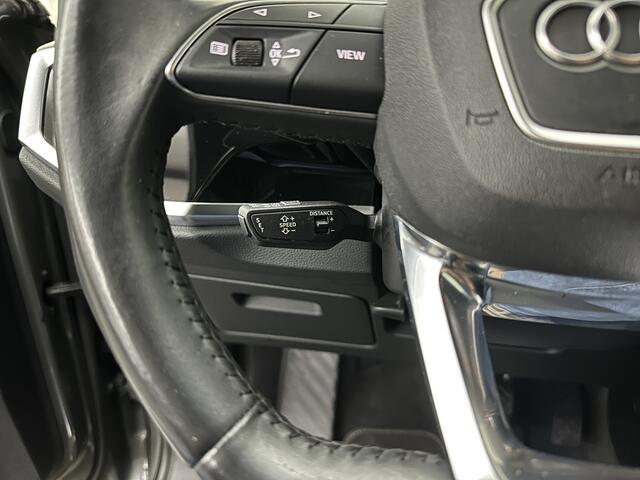 Audi Q3 35 TFSI S-Line | ACC | Trekhaak | Leder | Sportstoelen | Matrix-LED | Standkachel | Sfeerverlichting | Uniek Interieur | Carplay | 20 inch | Audi-Sound | Getint Glas | Lane-Assist | Stoelverwarming | Virtual-Cockpit | Dodehoek |
