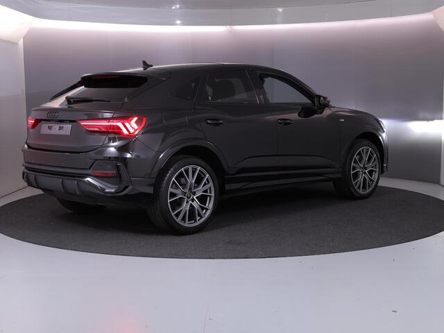 Audi Q3 Sportback 45 TFSI e S Edition 245 pk S-tronic | Navigatie | Panoramadak | Trekhaak (wegklapbaar) | Parkeersensoren | Rondomzicht camera | Matrix LED koplampen | Elektr. voorstoelen | S-Line |