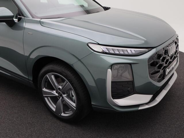 Audi Q3 e-hybrid | S edition | 272 PK Hatchback | 19 inch | Privacyglas | Matrix Led |