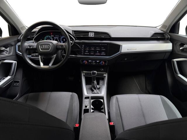 Audi Q3 45 TFSI e Advanced edition I Adaptive Cruise I Elek. Achterklep I Stoelverwarming I Dodehoekdetectie I LED I CarPlay I